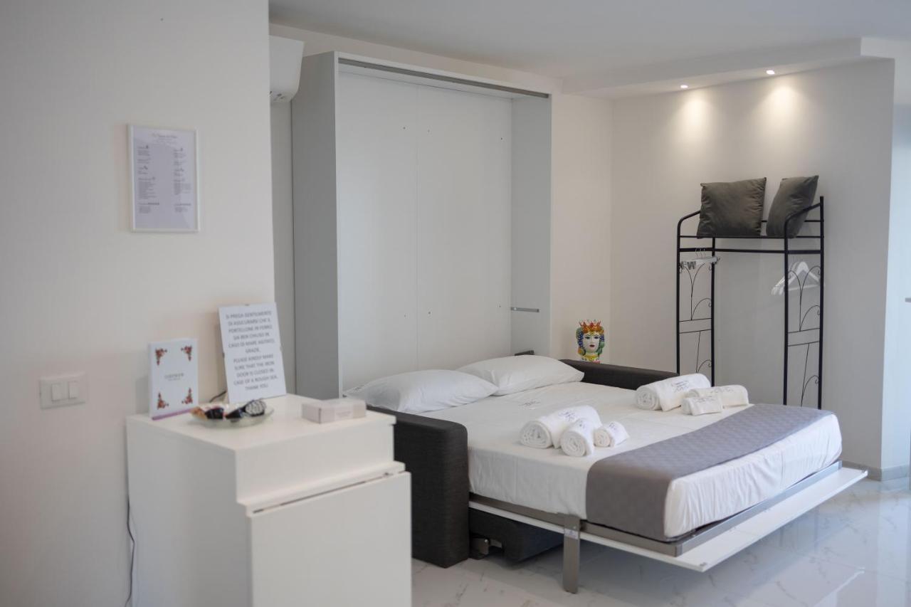 U Scrusciu D'U Mari Luxury Suite Cefalù Kültér fotó