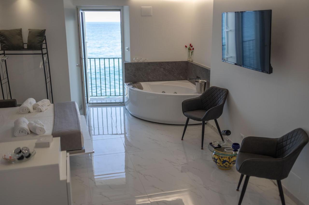 U Scrusciu D'U Mari Luxury Suite Cefalù Kültér fotó