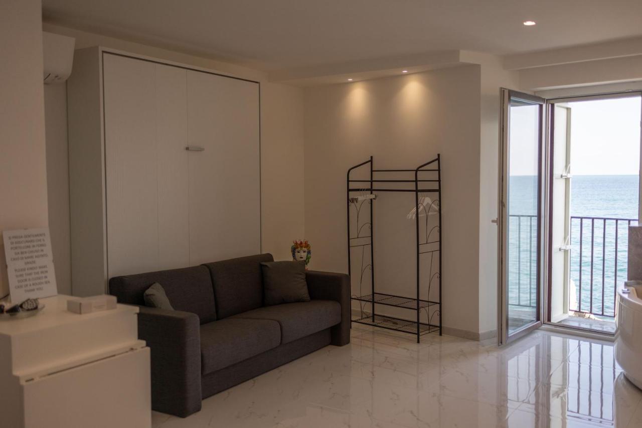 U Scrusciu D'U Mari Luxury Suite Cefalù Kültér fotó